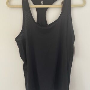 *NEW* Ideology exercise tank size medium black